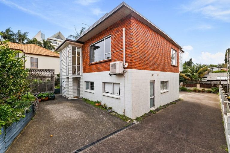 Photo of property in 13a The Terrace, Takapuna, Auckland, 0622