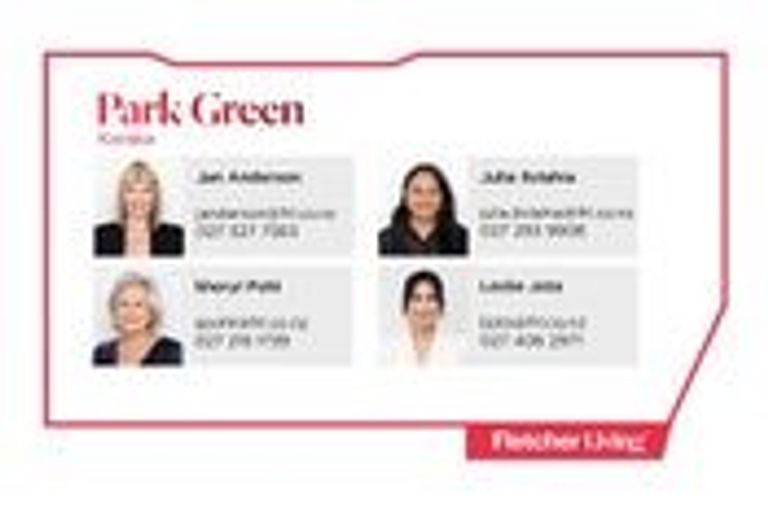 Photo of property in 24 Park Green Avenue, Rosehill, 2113