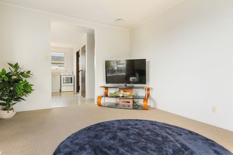 Photo of property in 39 Chipping Lane, Redwood, Christchurch, 8051