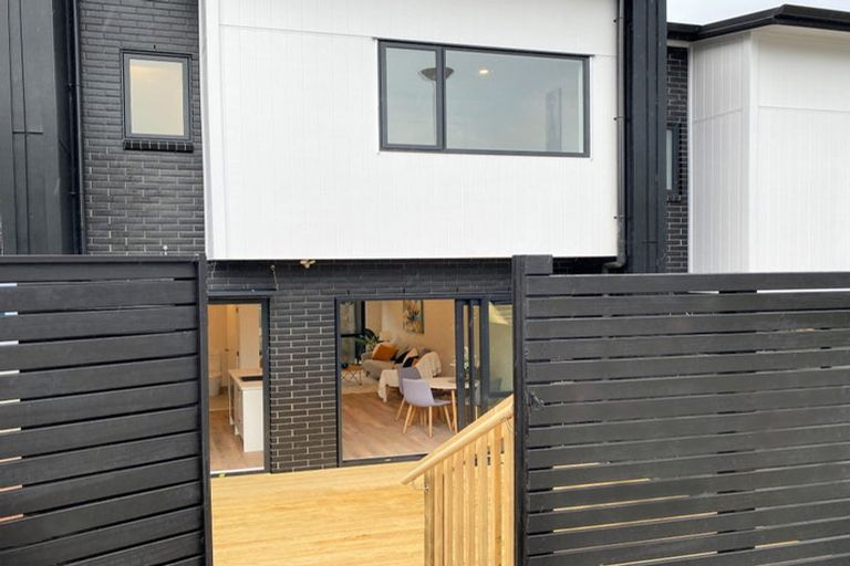 Photo of property in 29 Meg Lane, Glen Eden, Auckland, 0602
