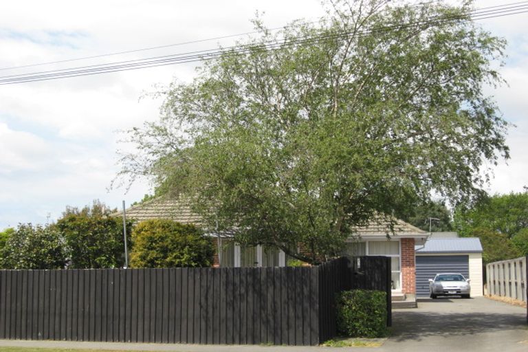 Photo of property in 216 Grahams Road, Burnside, Christchurch, 8053