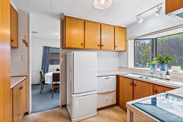 Photo of property in 72 Kapanui Road, Waikanae, 5036