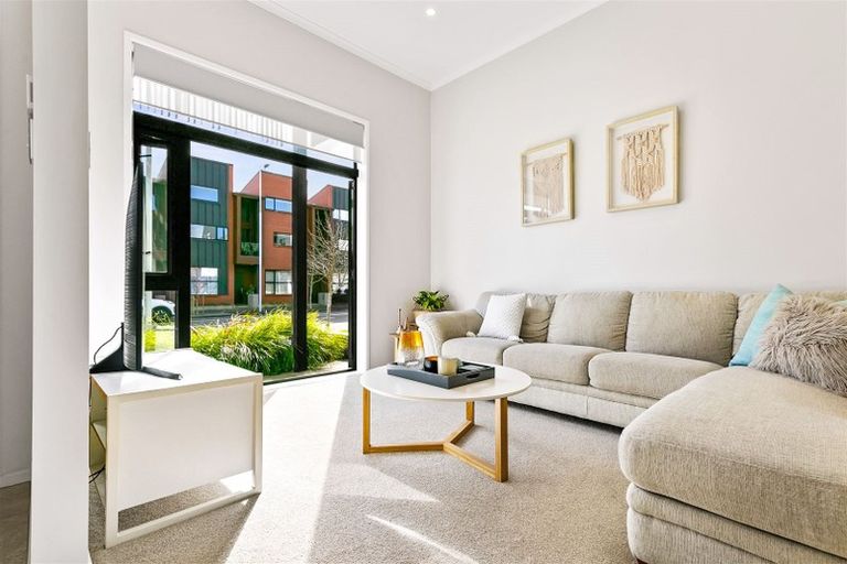 Photo of property in 99 Hobsonville Point Road, Hobsonville, Auckland, 0616