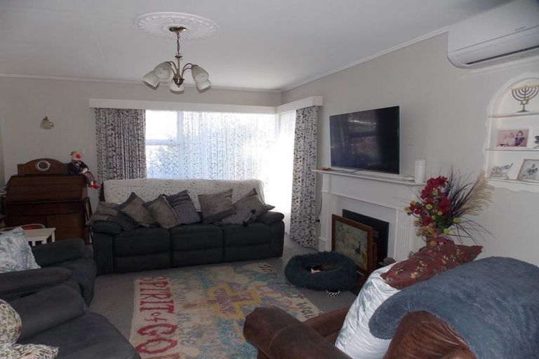 Photo of property in 45 Sutherland Crescent, Westbrook, Palmerston North, 4412
