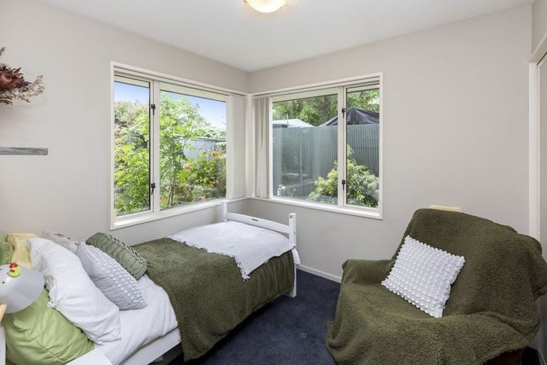 Photo of property in 26 Larch Place, Casebrook, Christchurch, 8051