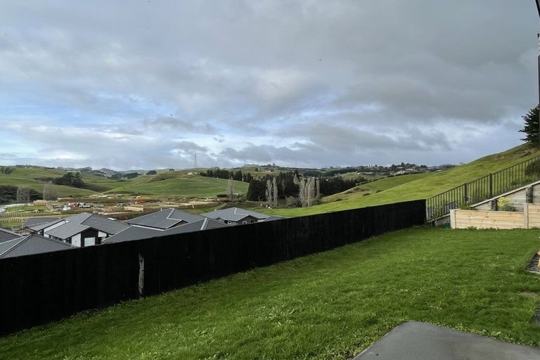 Photo of property in 72 Adler Drive, Ohauiti, Tauranga, 3112