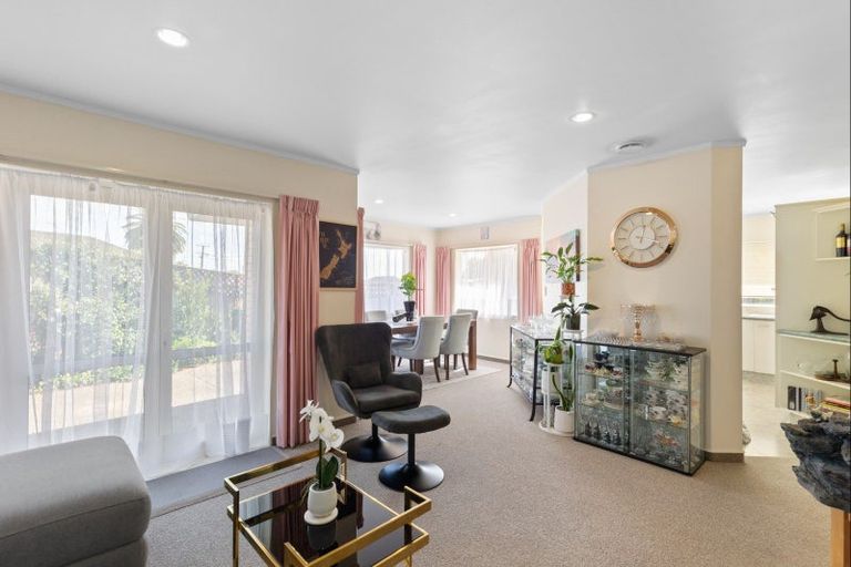 Photo of property in 174 Bath Street, Levin, 5510