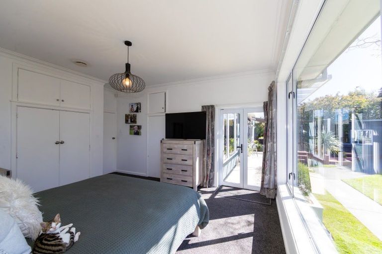 Photo of property in 113 Taradale Road, Onekawa, Napier, 4110