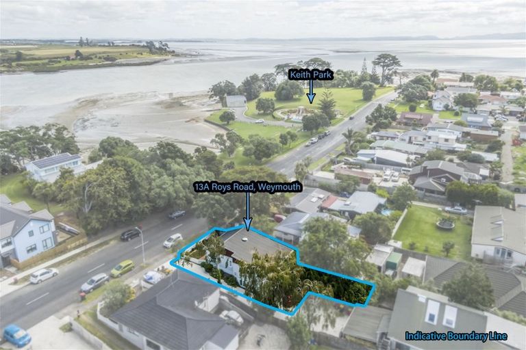 Photo of property in 13a Roys Road, Weymouth, Auckland, 2103