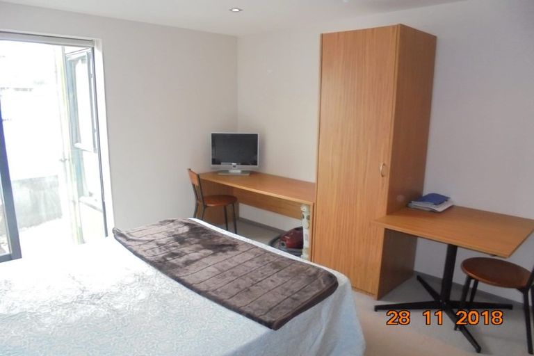 Photo of property in Dual Apartments, 108/142u Vivian Street, Te Aro, Wellington, 6011