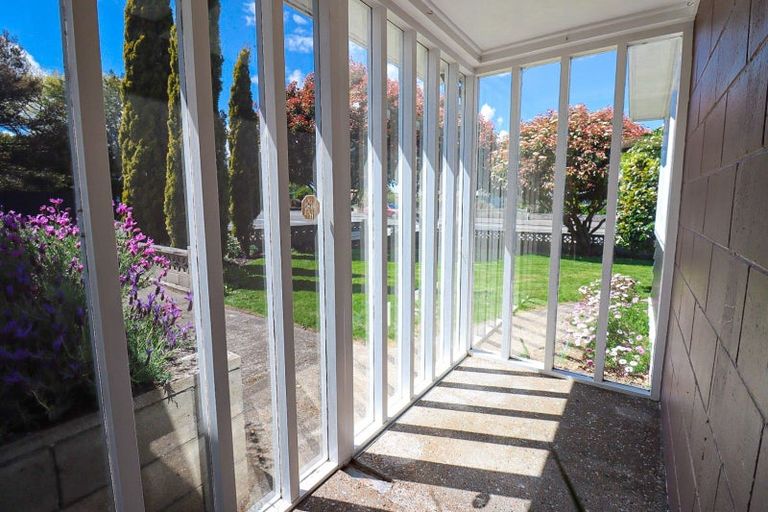 Photo of property in 37 Guy Street, Dannevirke, 4930