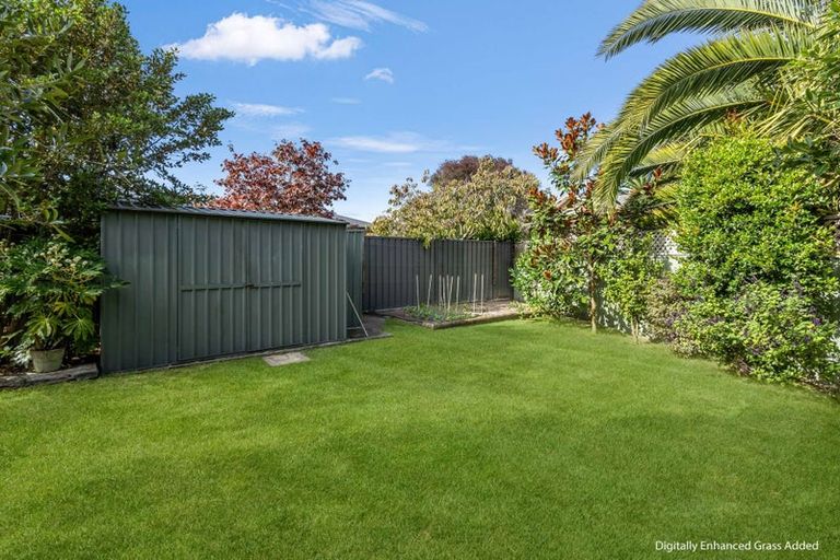 Photo of property in 28 Delta Mews Place, Clive, 4102