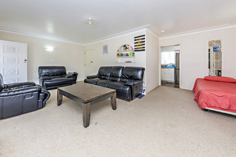 Photo of property in 2/256 Great South Road, Manurewa, Auckland, 2102