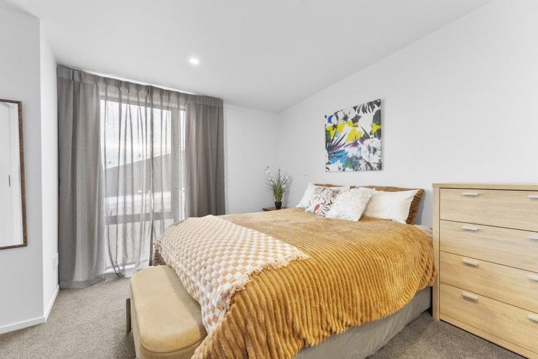 Photo of property in 17 Kamahi Place, Paraparaumu, 5032