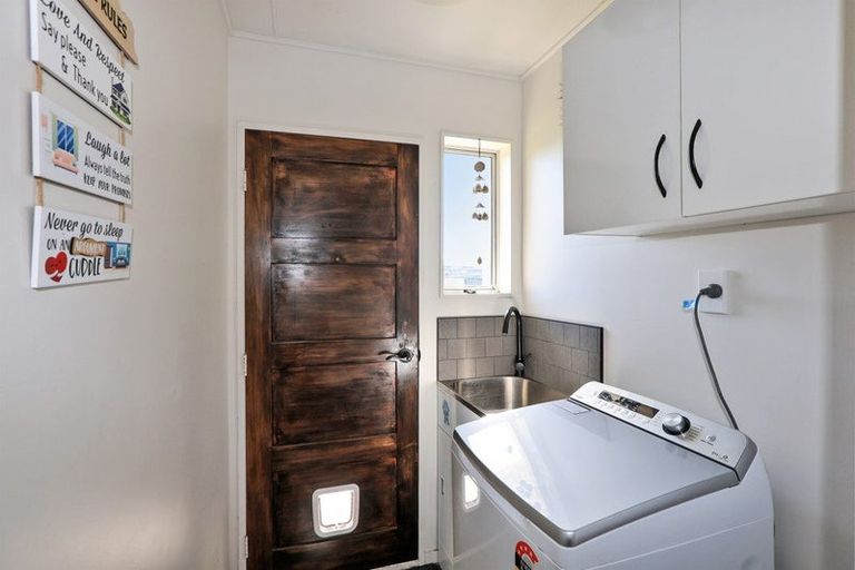 Photo of property in 16 Scott Drive, Flaxmere, Hastings, 4120