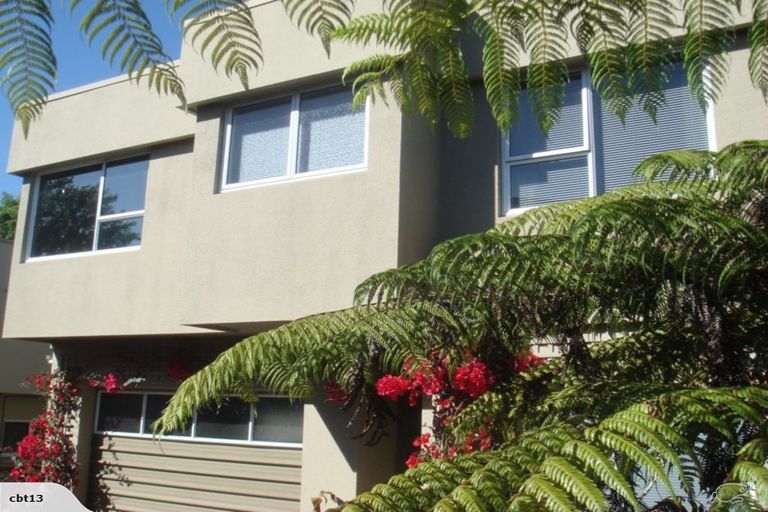 Photo of property in 29b Lake Domain Drive, Frankton, Hamilton, 3204