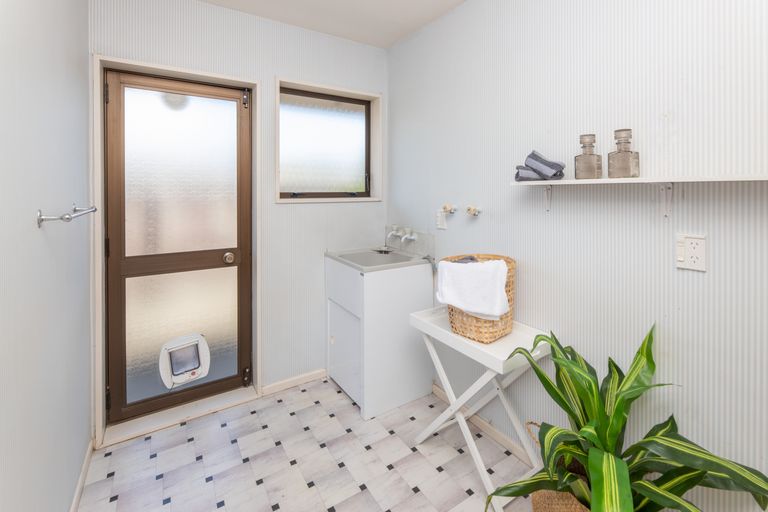 Photo of property in 61 Lowry Avenue, Redwood, Christchurch, 8051