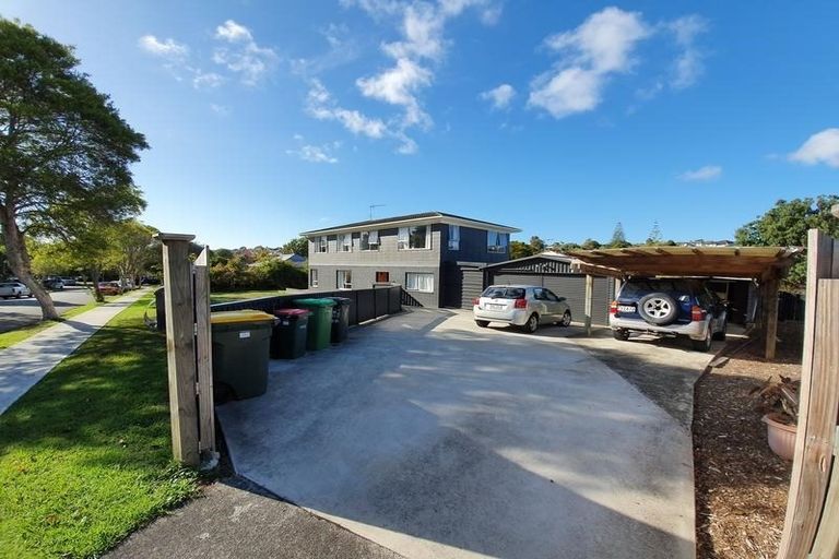 Photo of property in 1 Jayne Place, Torbay, Auckland, 0630