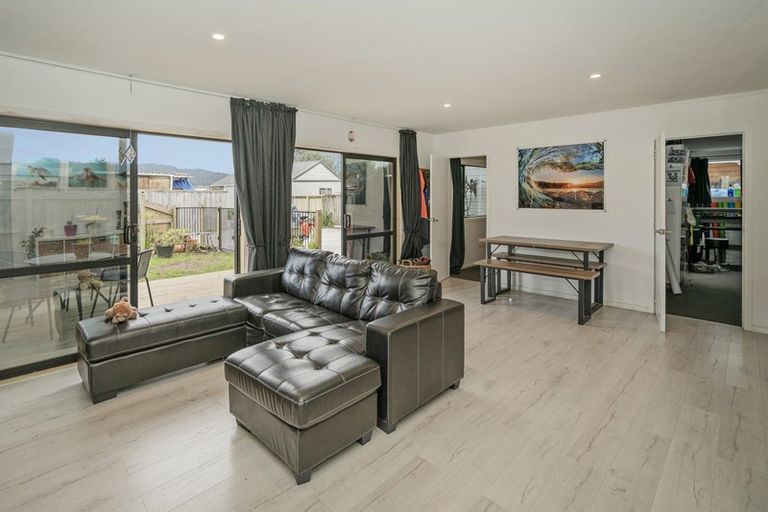 Photo of property in 15a Meadow Drive, Whitianga, 3510