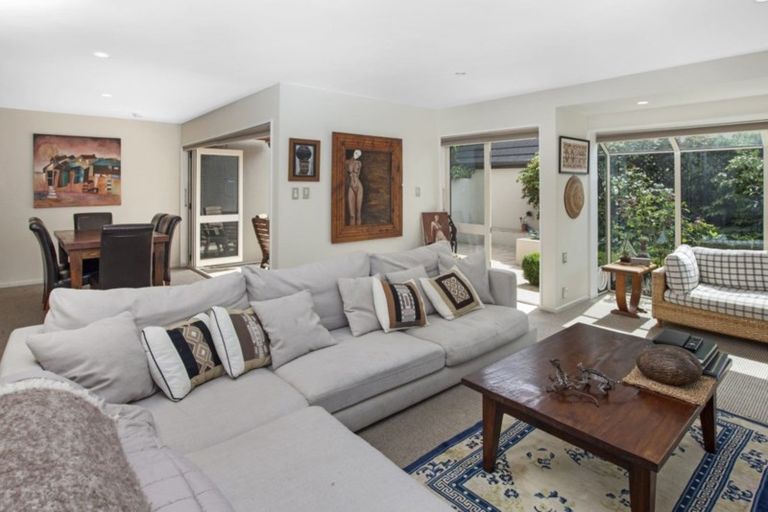 Photo of property in 5/33 Holly Road, St Albans, Christchurch, 8014