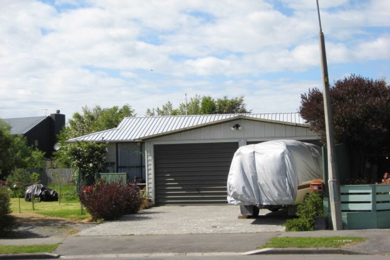 Photo of property in 5 Leech Place, Rangiora, 7400