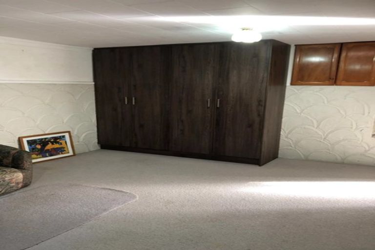 Photo of property in 208 Don Buck Road, Massey, Auckland, 0614