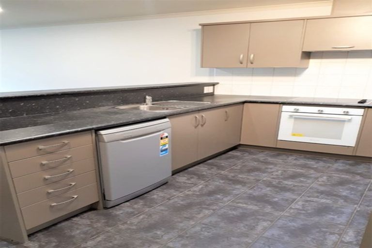 Photo of property in 10/26u Lyon Street, Frankton, Hamilton, 3204