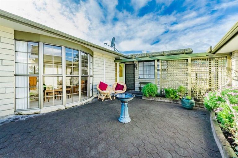 Photo of property in 63a Ngaio Road, Waikanae, 5036