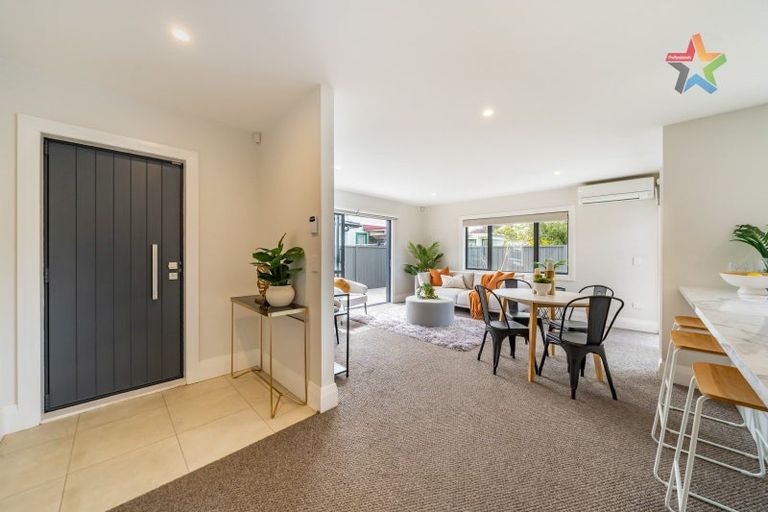 Photo of property in 4a South Street, Petone, Lower Hutt, 5012