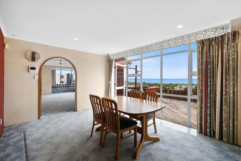 Photo of property in 5 Nobs Line, Strandon, New Plymouth, 4312