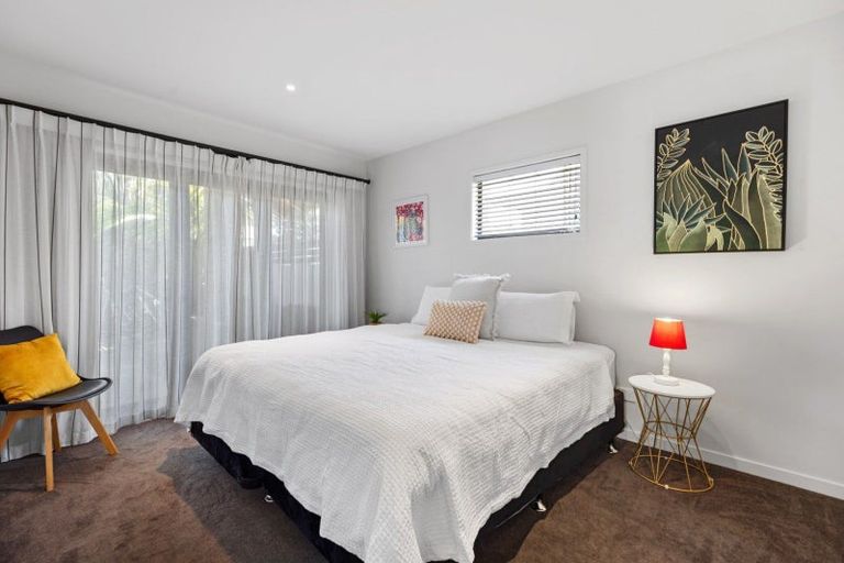 Photo of property in 143a Oceanview Road, Mount Maunganui, 3116