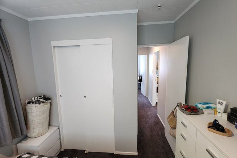 Photo of property in 80c Airlie Road, Plimmerton, Porirua, 5026