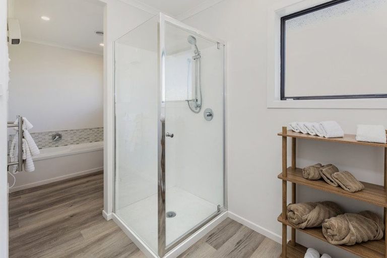 Photo of property in 10 Westerleigh Street, Bishopdale, Christchurch, 8053