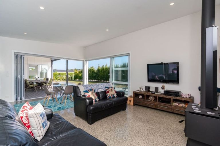 Photo of property in 13a Dune View Drive, Mangawhai, 0505