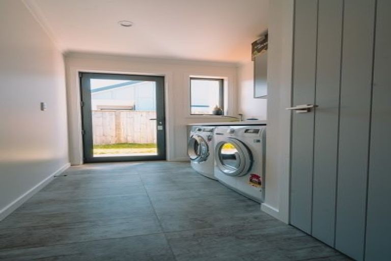 Photo of property in 3 Northbrook Court, Roslyn, Palmerston North, 4414