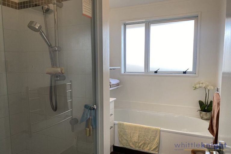 Photo of property in 19 Salford Avenue, Redwood, Christchurch, 8051