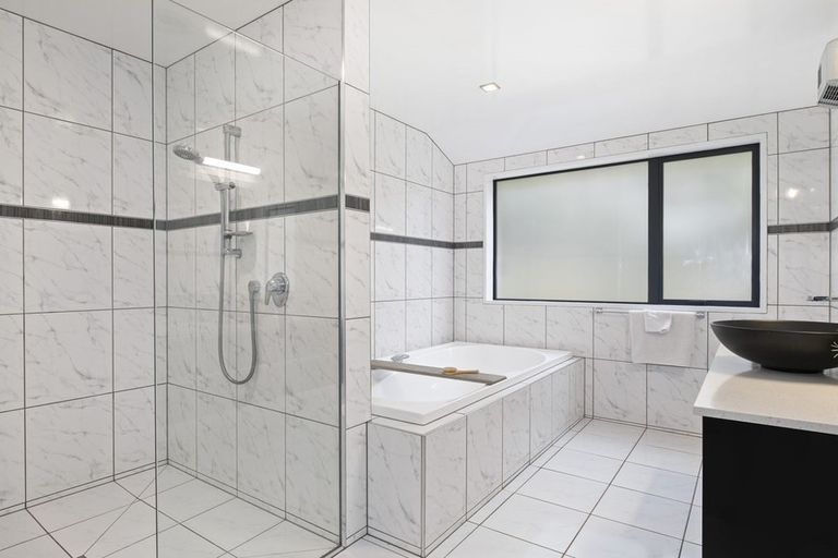 Photo of property in 214 Gladstone Road North, Mosgiel, 9024