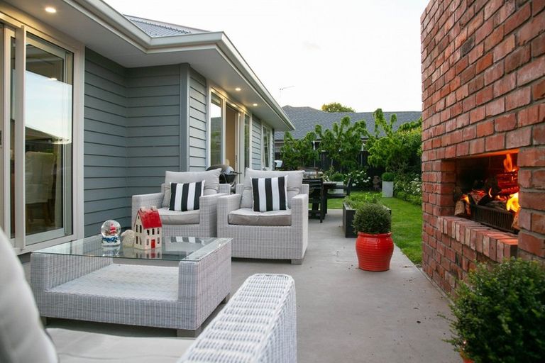 Photo of property in 8 Richards Street, Cambridge, 3434