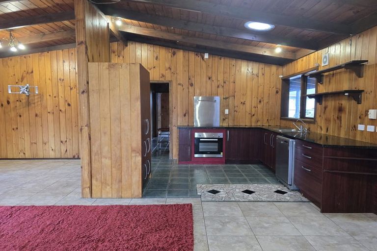 Photo of property in 694 Whitemans Valley Road, Whitemans Valley, Upper Hutt, 5371