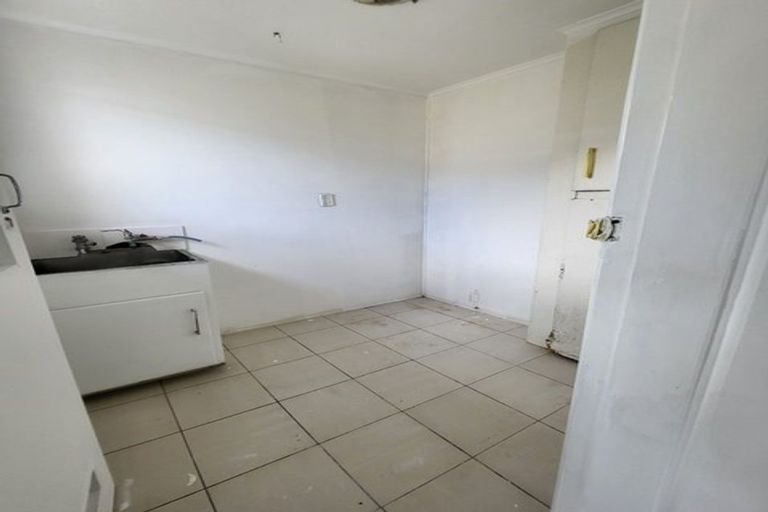 Photo of property in 37 Hokianga Street, Mangere East, Auckland, 2024