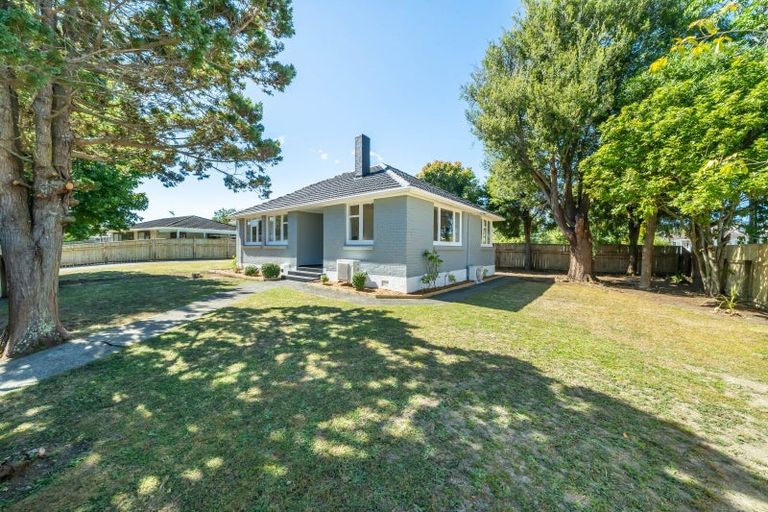 Photo of property in 14f1- Holdsworth Avenue, Trentham, Upper Hutt, 5018