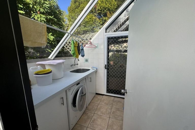 Photo of property in 454a Stokes Valley Road, Stokes Valley, Lower Hutt, 5019