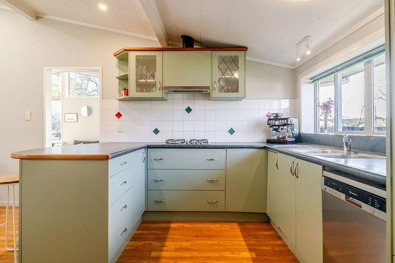 Photo of property in 3 Spilman Place, Awapuni, Palmerston North, 4412