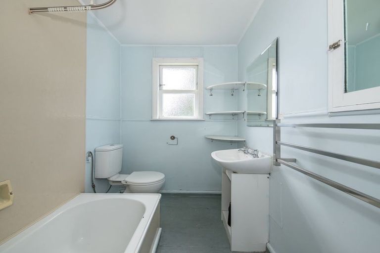 Photo of property in 7- 9 Scanlon Place, Westport, 7825