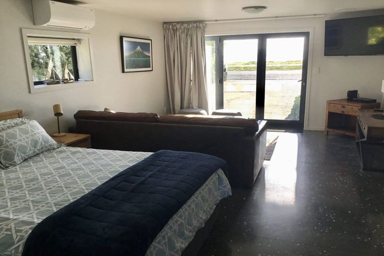 Photo of property in 88 The Esplanade, Westshore, Napier, 4110