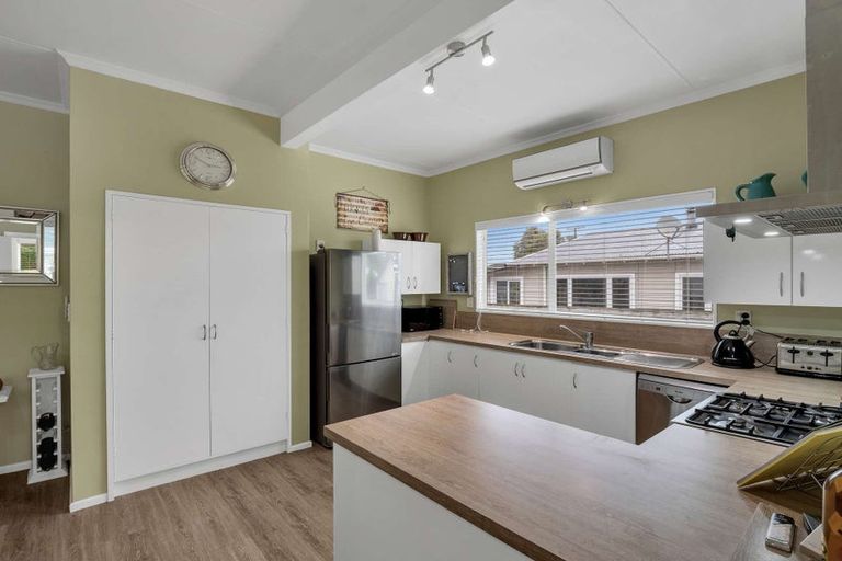 Photo of property in 33 Moore Avenue, Tawhero, Whanganui, 4501