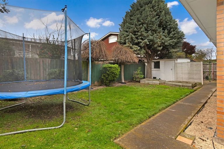 Photo of property in 32a Nortons Road, Avonhead, Christchurch, 8042