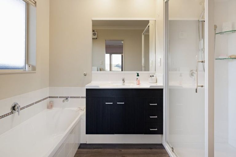 Photo of property in 19 Tuscany Place, Ohauiti, Tauranga, 3112