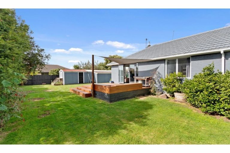 Photo of property in 9 Oakhampton Street, Hornby, Christchurch, 8042