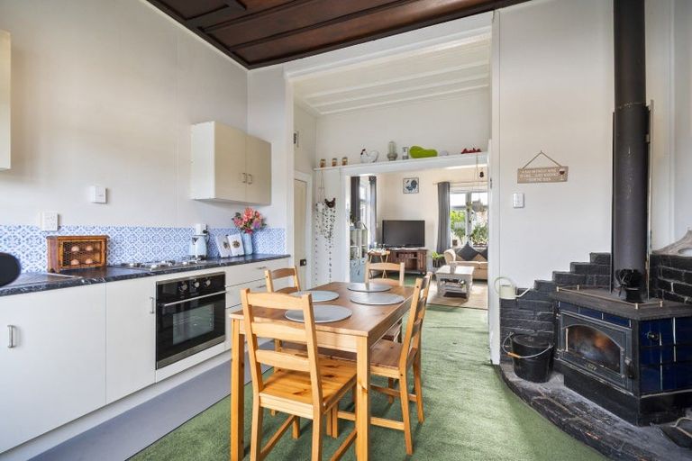 Photo of property in 5 Alexander Street, Ohingaiti, Hunterville, 4785